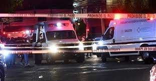 மெக்சிகோவில் இரவு நேர கொண்டாட்டத்தில் துப்பாக்கிச் சூடு