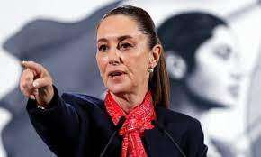 மெக்சிக்கோ ஜனாதிபதியிடம் அத்துமீற முயன்ற நபர்!