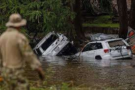நியூ மெக்சிகோவில் ஏற்பட்ட பயங்கரமான வெள்ளப்பெருக்கு: குறைந்தது 3 பேர் பலி!