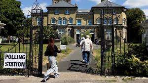 பிரித்தானியாவில் வாக்களிக்கும் வயதை 16 ஆக குறைக்க திட்டம்