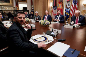 ரஷ்யாவின் நிபந்தனைகளை ஏற்க ஜெலென்ஸ்கியை மிரட்டும் ட்ரம்ப்