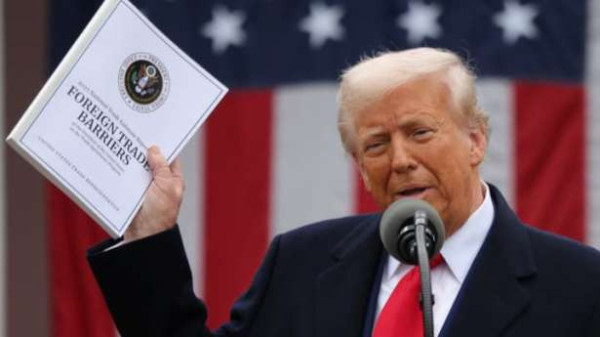 'நியாயமற்ற வர்த்தக ஏற்றத்தாழ்வு' 8 நாடுகள் மீது டிரம்ப் புதிய வரி விதிப்பு