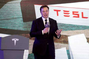 எலான் மஸ்க்கின் 1 ட்ரில்லியன் டொலர் சம்பளம் கனவு தகர்ந்தது