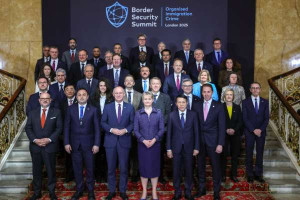 புலம்பெயர்தல் தொடர்பில் பிரித்தானிய பிரதமர் தகவல்