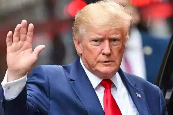 ஈரானுக்கு கடும் எச்சரிக்கை விடுக்கும் அமெரிக்க ஜனாதிபதி