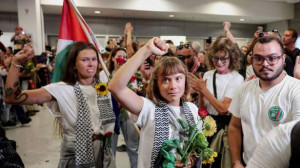 இஸ்ரேல் சிறையில் அளிக்கப்பட்ட சித்திரவதை... கிரெட்டா துன்பெர்க் பகீர் குற்றச்சாட்டு