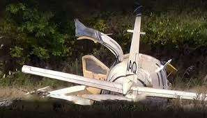 அமெரிக்காவில் விமான விபத்து - 3 பேர் உடல் கருகி பலி