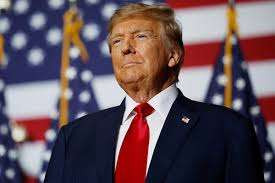 பிரித்தானியாவுக்கு பயணம் மேற்கொண்ட அமெரிக்க ஜனாதிபதி ட்ரம்ப்