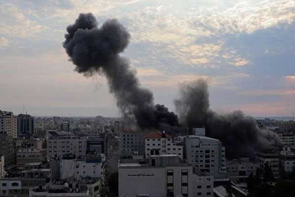 இஸ்ரேலின் மைக்ரோசொவ்ட் அலுவலகத்திற்கு அருகில் ஏவுகணை தாக்குதல்