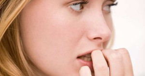 நகம் கடித்தல் மன நோயா..?