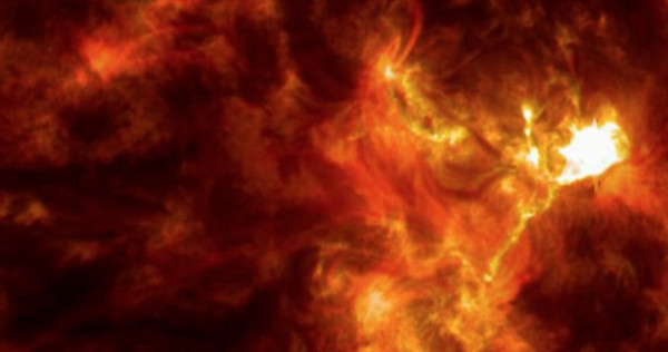 சூரியனில் வெடிப்பு - செயற்கை கோள்களுக்கு பாதிப்பு 