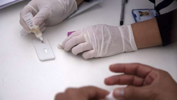 அகதிகளிடம் பரவும் HIV நோய்! - விழிப்புணர்வு இல்லாமல் 24,000 நோயாளிகள்!!