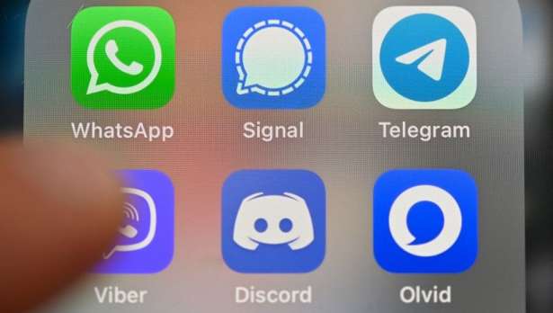 WhatsaApp உள்ளிட்ட செயலிகளை பயன்படுத்த - அமைச்சர்களுக்கு தடை!