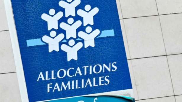 CAF : சிக்கல்!! - உண்மைத்தன்மைகளை அறிய பெற்றோர்கள் தீவிர கண்காணிப்பில்!! 