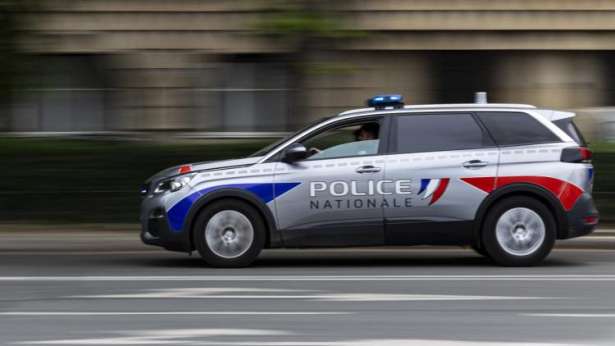 Poissy : இஸ்லாமிய பெண் மீது தாக்குதல்!!