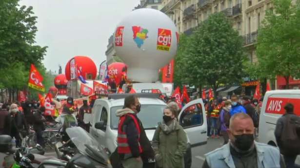 மே தின பேரணி : Place d'Italie முதல் Place de la Nation வரை!!