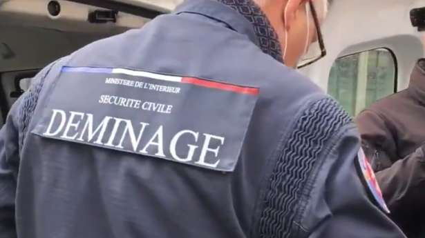 Hauts-de-Seine : வீடொன்றில் இருந்து வெடிகுண்டு மீட்பு!