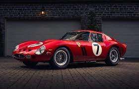உலகின் மிக விலையுயர்ந்த Ferrari கார்.! ஏலத்தில் ரூ.1700 கோடிக்கு விற்று சாதனை
