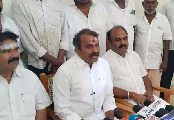 ஆன்மிகம் பேசினால் கைது செய்யும் தி.மு.க., அரசு