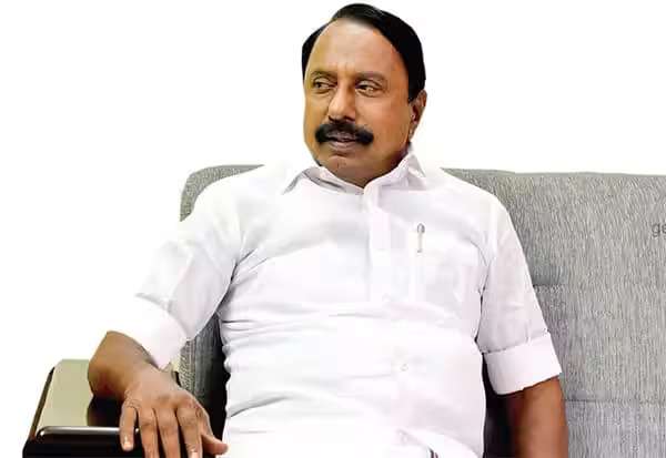 செங்கோட்டையன் ஆதரவாளர்கள் 2,000க்கும் மேற்பட்டோர் ராஜினாமா