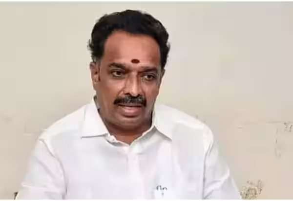ஒரே பிரச்னை; இரு வேறு புகார்கள்: சிக்கிய விஜயபாஸ்கர் சிறையில் அடைப்பு