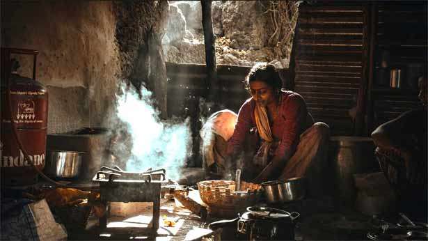 பெண்களின் ஆரோக்கியத்திற்கு ஆபத்தாக மாறும் சமையலறை ..!