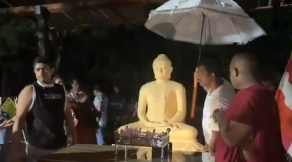 நள்ளிரவில் திருகோணமலையில் ஏற்பட்ட பதற்றம்!