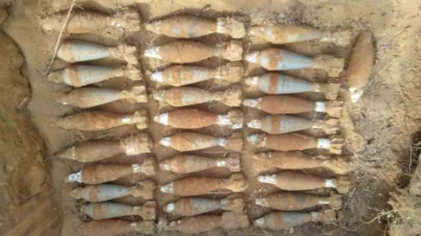 முகமாலையில் வெடிக்காத நிலையில் வெடிகுண்டுகள் கண்டுபிடிப்பு