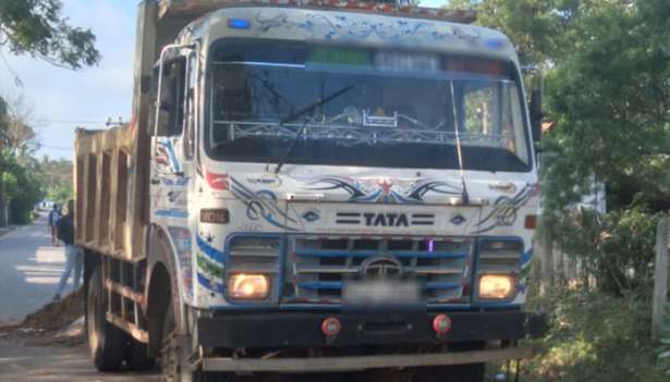 யாழில் துப்பாக்கி சூடு - ஒருவர் காயம் - மற்றுமொருவர் தப்பியோட்டம்