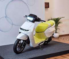 புதிய குடும்ப ஸ்கூட்டர் வடிவமைப்பிற்கு காப்புரிமை பேருள்ள Ather