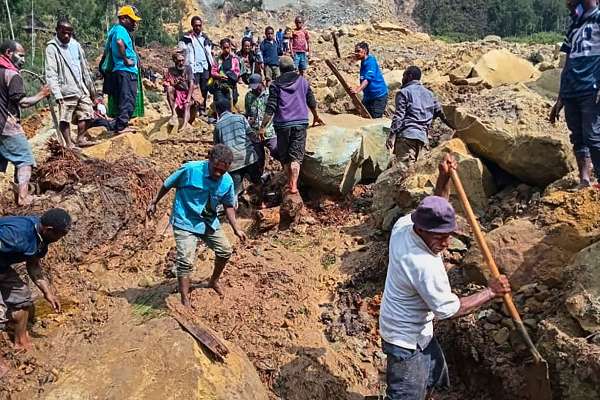 எத்தியோப்பியாவில் கடும் மழை - நிலச்சரிவில் சிக்கிய 50 பேர் பலி