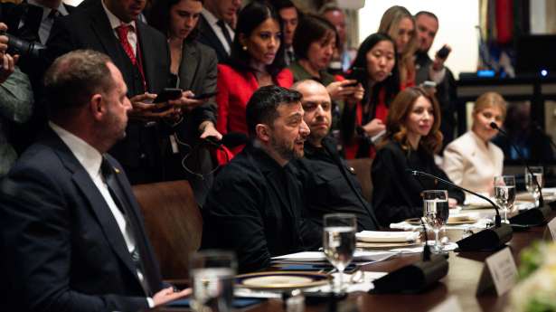 உக்ரைனில் தேர்தல் நடத்தத் தயார் - ஜெலன்ஸ்கி அறிவிப்பு