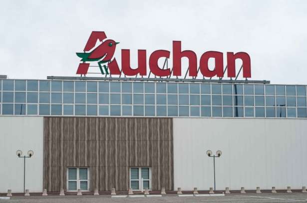 Auchanஇன் 2,400 வேலை நீக்கங்களுக்கு தடை விதித்துள்ள நீதிமன்றம் !!!!!!