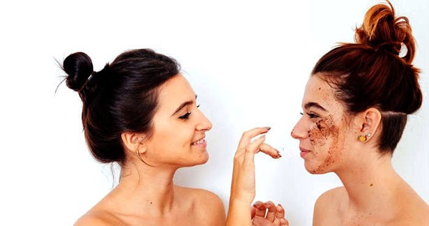 சருமத்தை பொலிவாக்கும் இயற்கை ஸ்க்ரப்